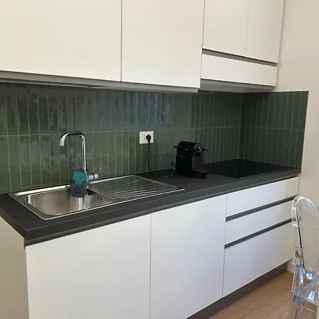 Daire Simon's House *